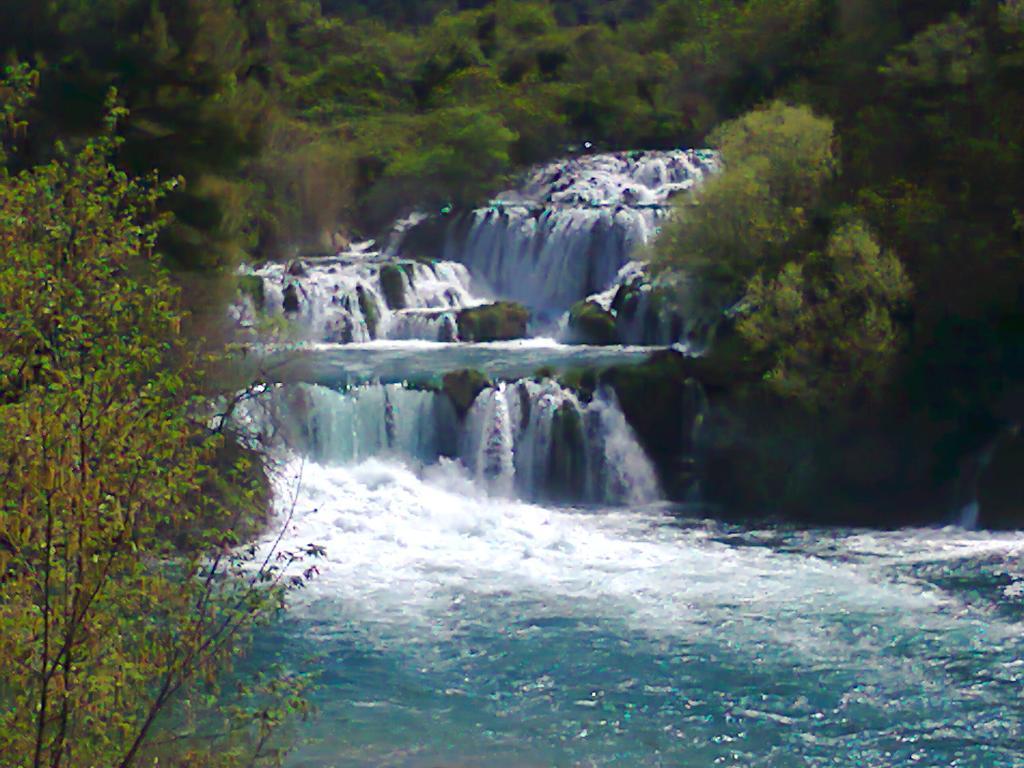 Guesthouse Ivan Skradin Bagian luar foto