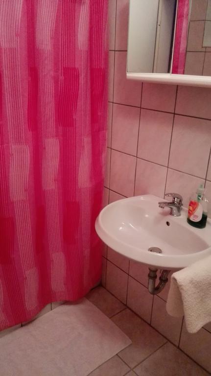 Guesthouse Ivan Skradin Bagian luar foto