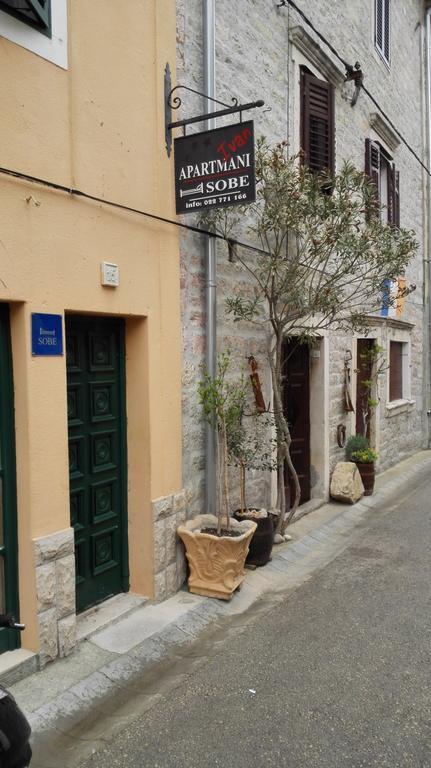 Guesthouse Ivan Skradin Bagian luar foto