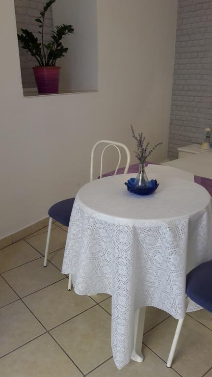 Guesthouse Ivan Skradin Bagian luar foto
