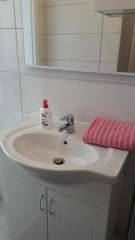 Guesthouse Ivan Skradin Ruang foto