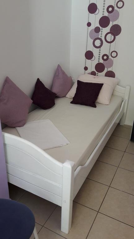 Guesthouse Ivan Skradin Bagian luar foto