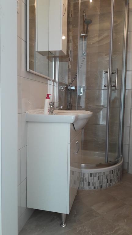 Guesthouse Ivan Skradin Bagian luar foto